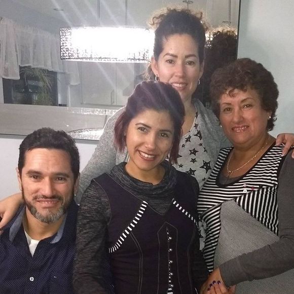 Meet your Posher, Ana - Picture 1 of 1